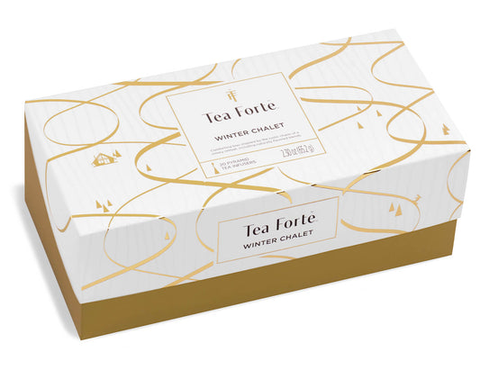 Winter Chalet Presentation Box of 20 pyramid infusers, lid closed.