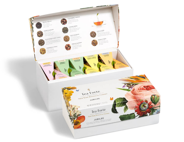 Jubile Presentation Box of 20 pyramid tea infusers, lid open and closed